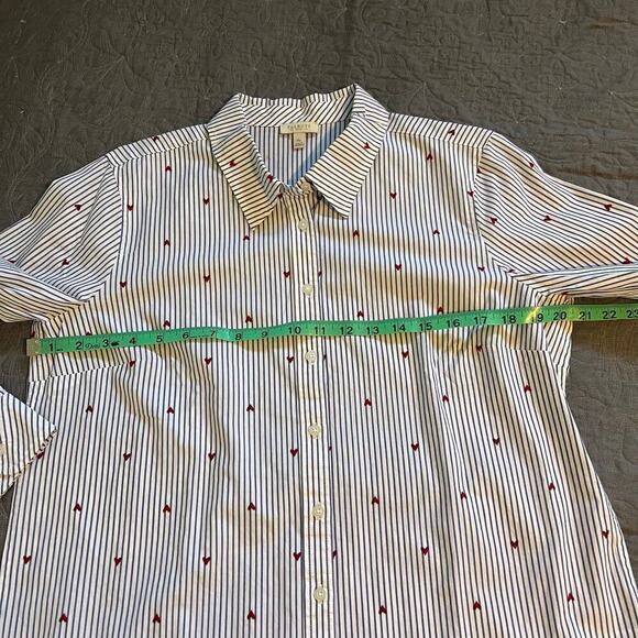 Talbots blue pinstripe red velvet heart button up women’s medium petite - Picture 6 of 8